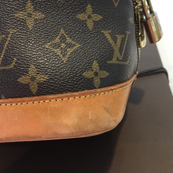 Authentic Louis Vuitton Alma MM - Picture 6 of 8